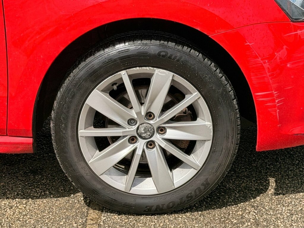 Volkswagen Polo 1L Se SW15NSU Red #6