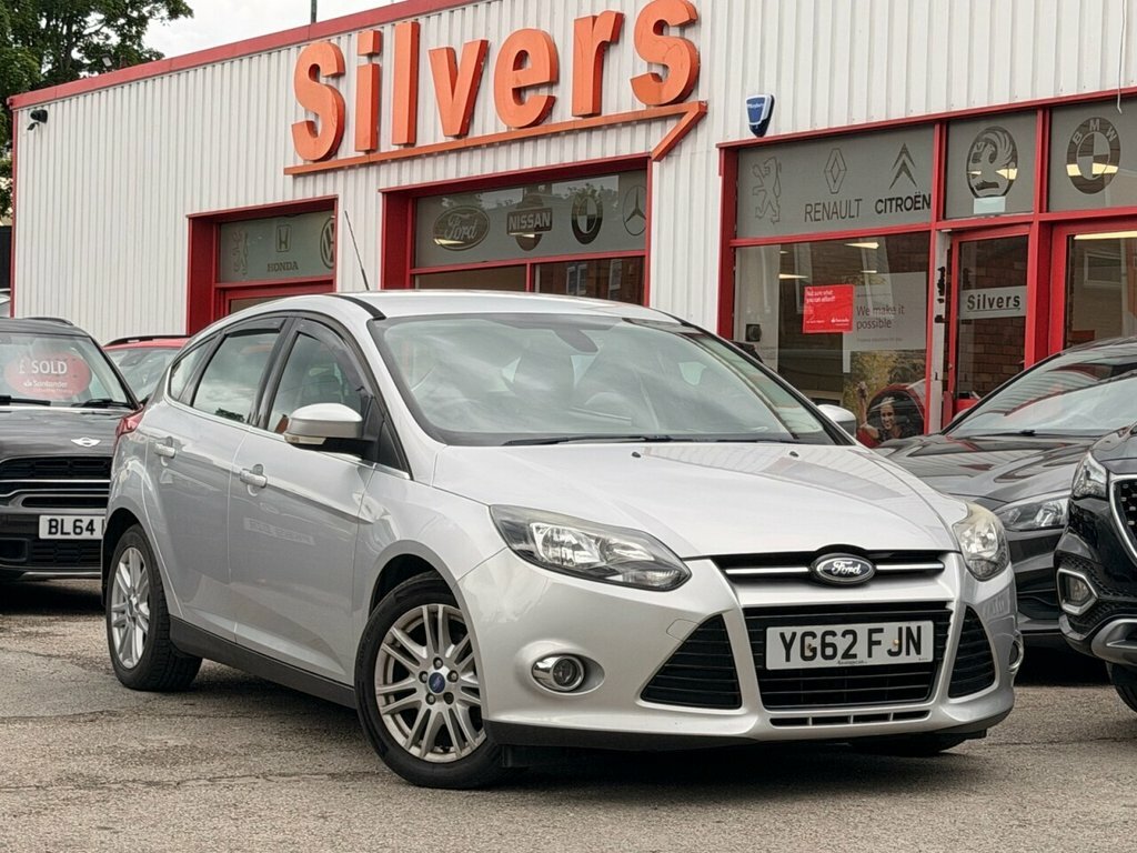 Ford Focus 1.6L Titanium Silver