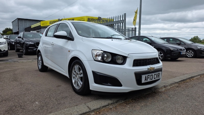 Chevrolet Aveo Lt AF13CVR White #2