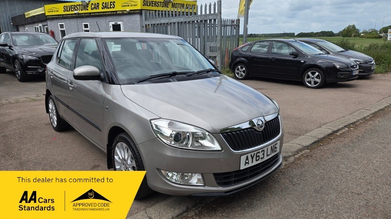 Skoda Fabia Elegance Tsi Dsg Beige