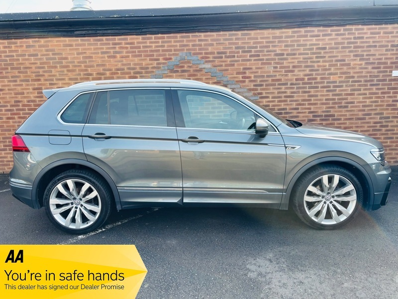 Volkswagen Tiguan R-line Tdi Bluemotion Technology N12NKK Grey #2