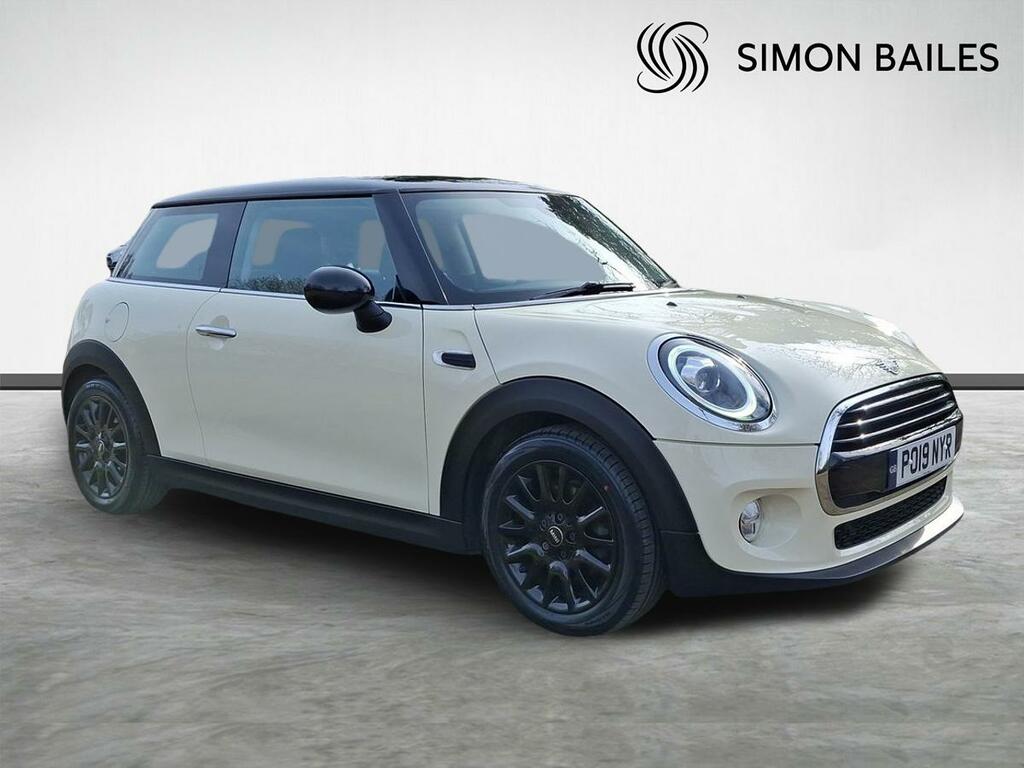 Mini Hatch 1.5 Cooper Classic Euro 6 S S White