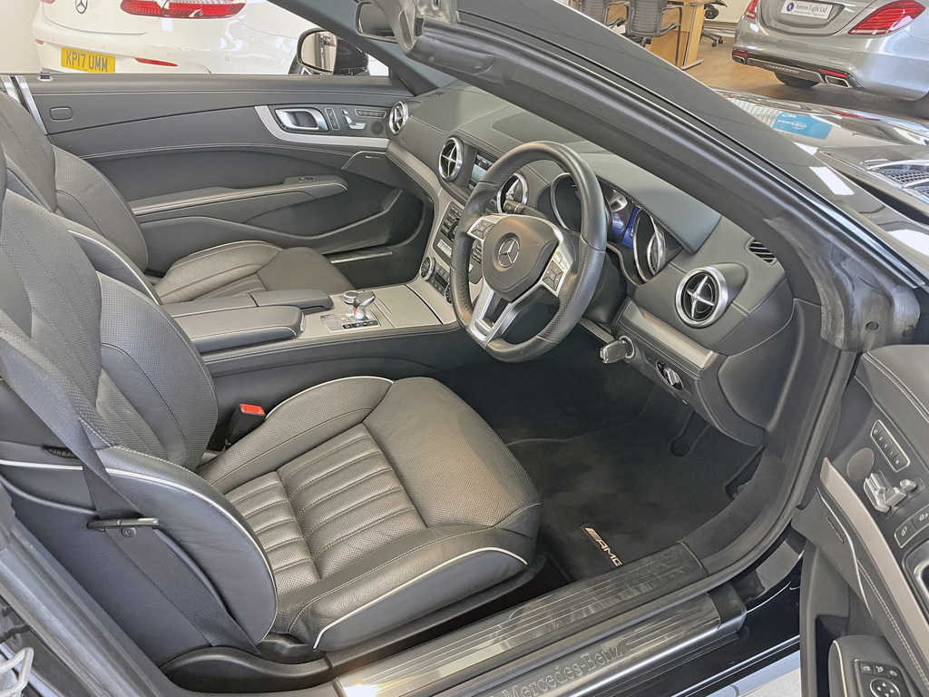 Mercedes-Benz SL Class Sl350 Amg Sport  #5