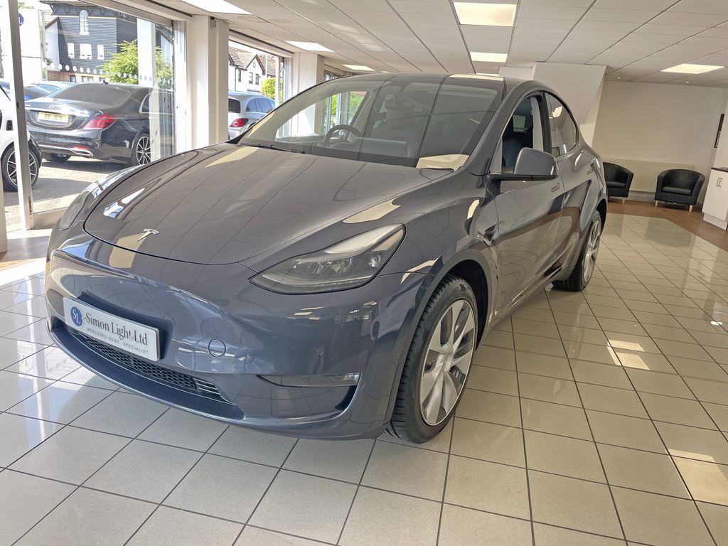Tesla Model Y Long Range Awd AJ22CWR #3