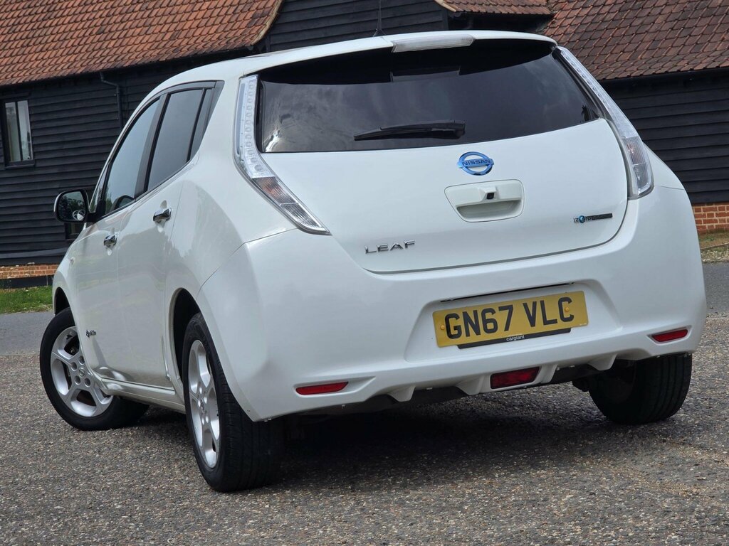 Nissan Leaf 30Kwh Acenta White #4