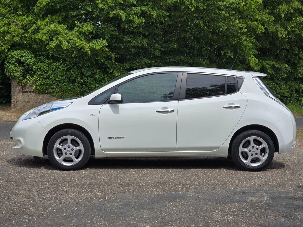Nissan Leaf 30Kwh Acenta White #5