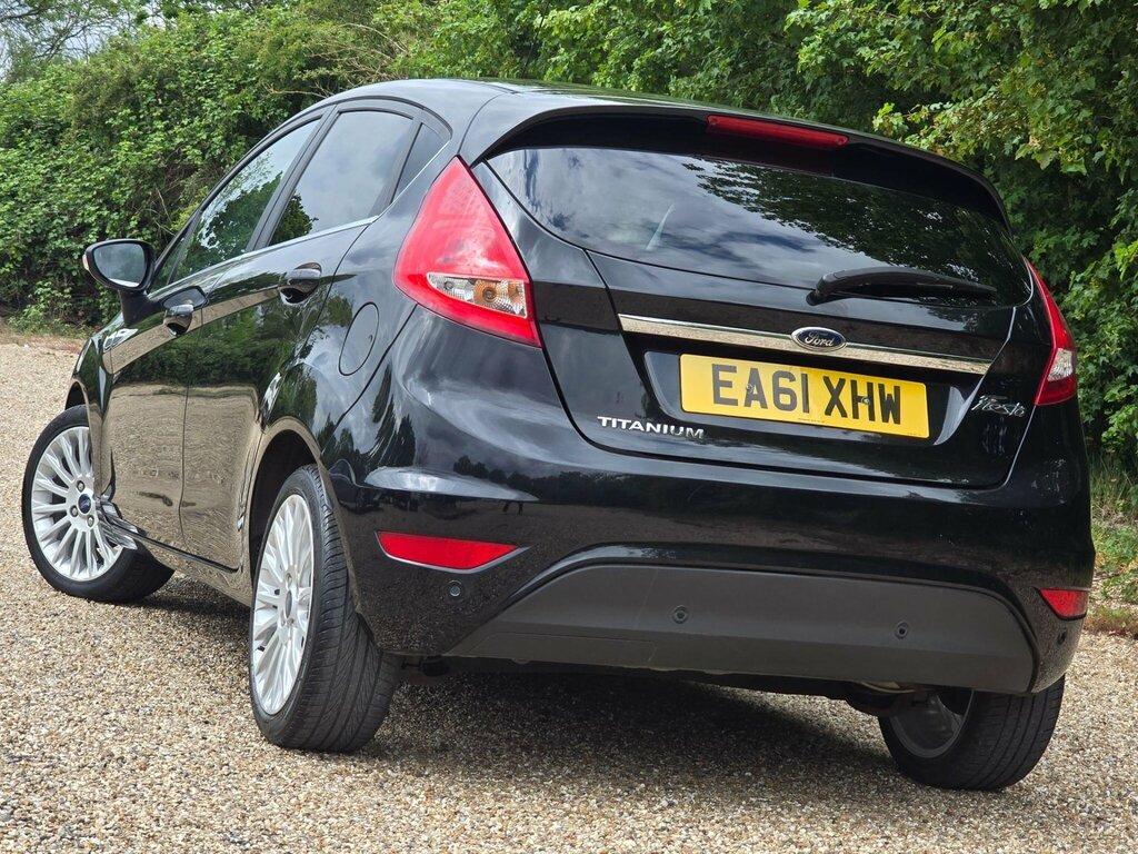 Ford Fiesta 1.4 Titanium Black #3