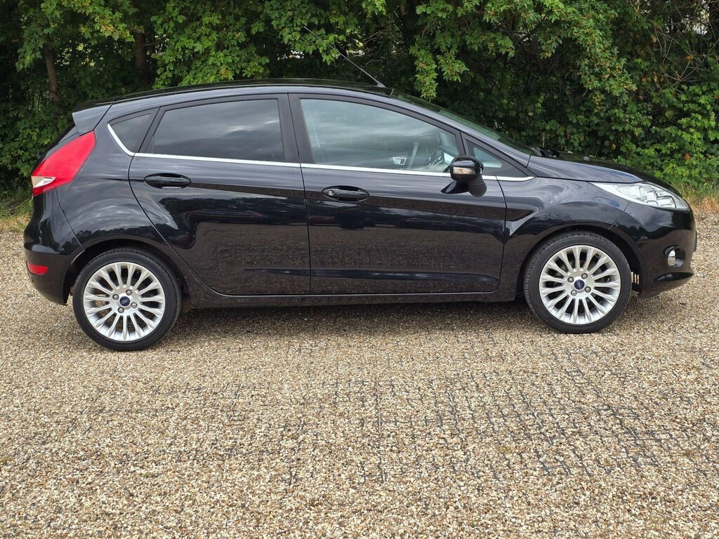 Ford Fiesta 1.4 Titanium Black #5