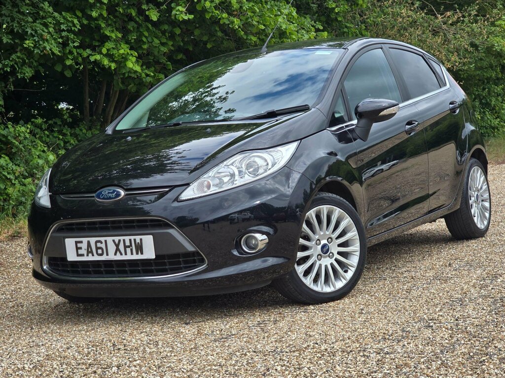 Ford Fiesta 1.4 Titanium Black #4