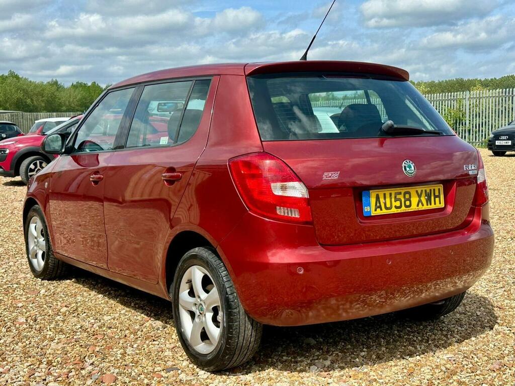 Skoda Fabia Hatchback 1.6 16V 1 Tiptronic 200858 Red #3