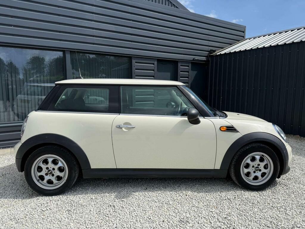 Mini Hatch 1.6 One Euro 5 201161 D8CDL White #2