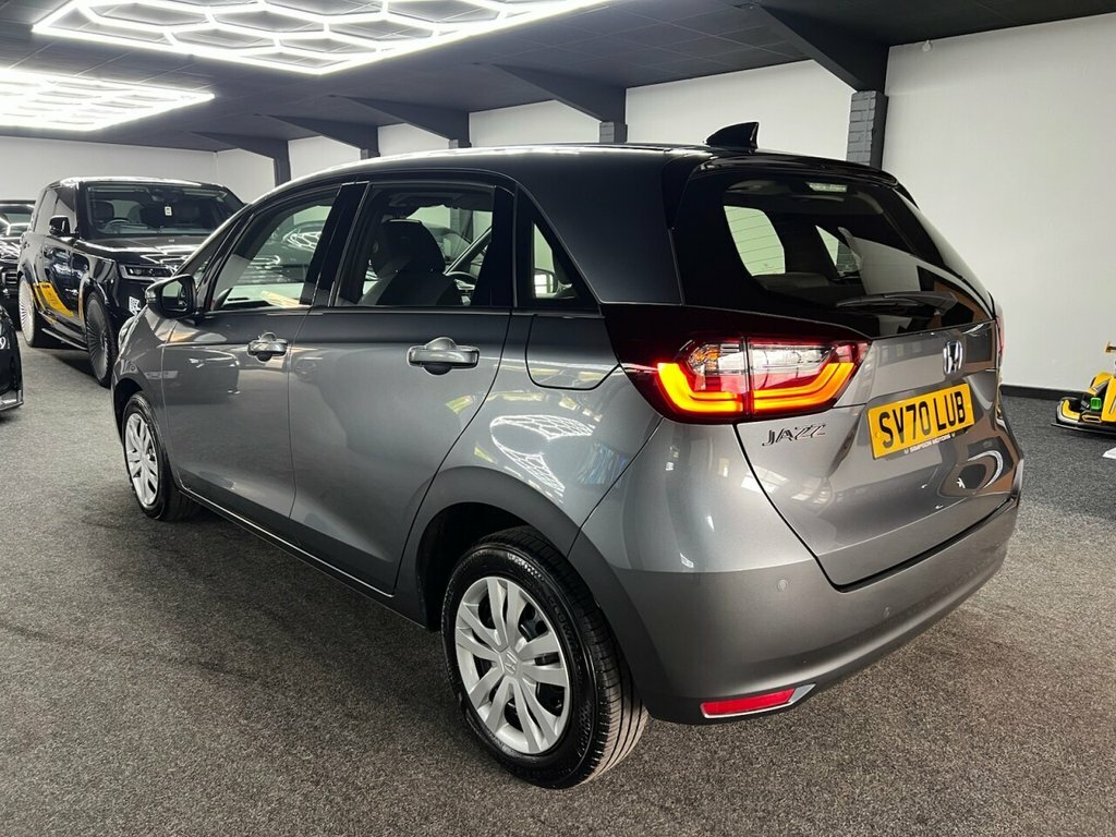 Honda Jazz 1.5L Se SV70LUB Grey #4