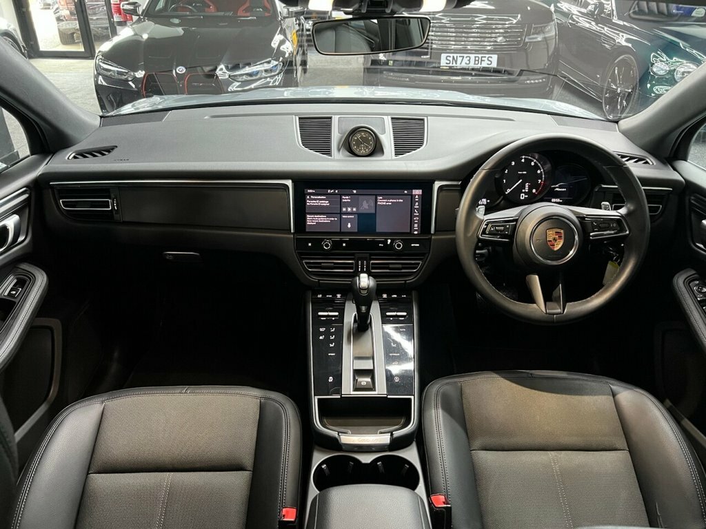 Porsche Macan 2L Null ST22KRF Silver #2