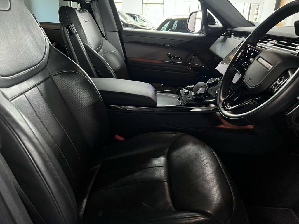 Land Rover Range Rover Sport 3L Dynamic Se LR73EGV White #2