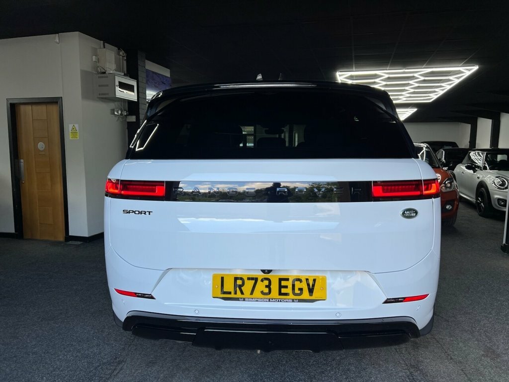 Land Rover Range Rover Sport 3L Dynamic Se LR73EGV White #6