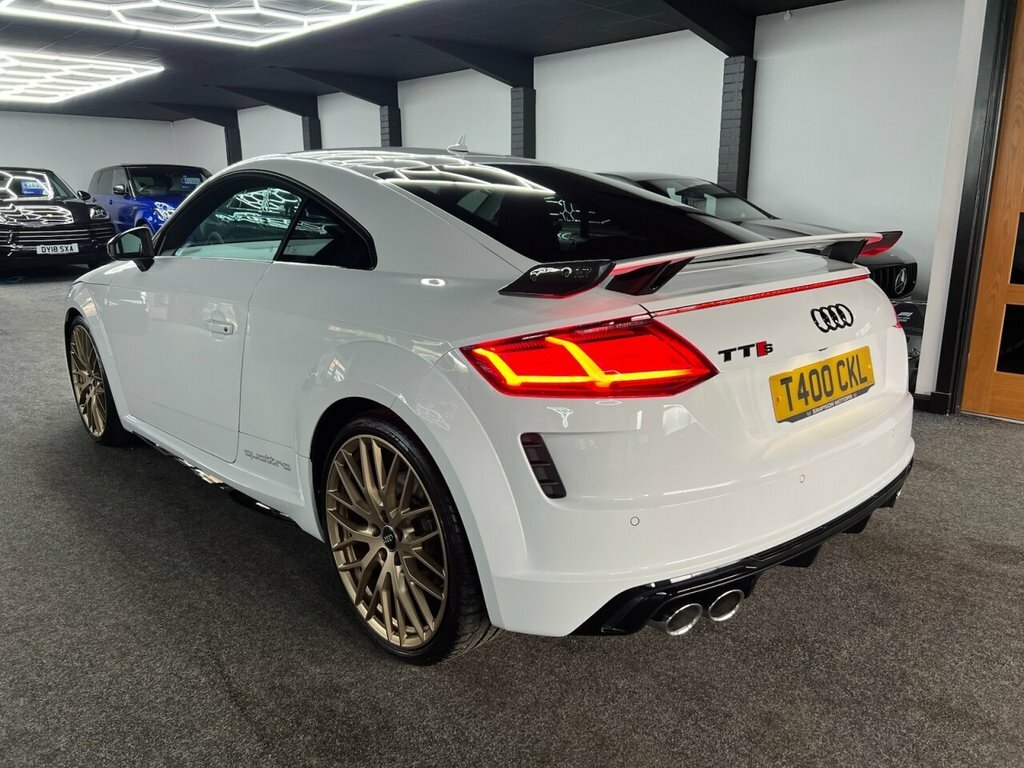 Audi TTS 2L Black Edition White #6