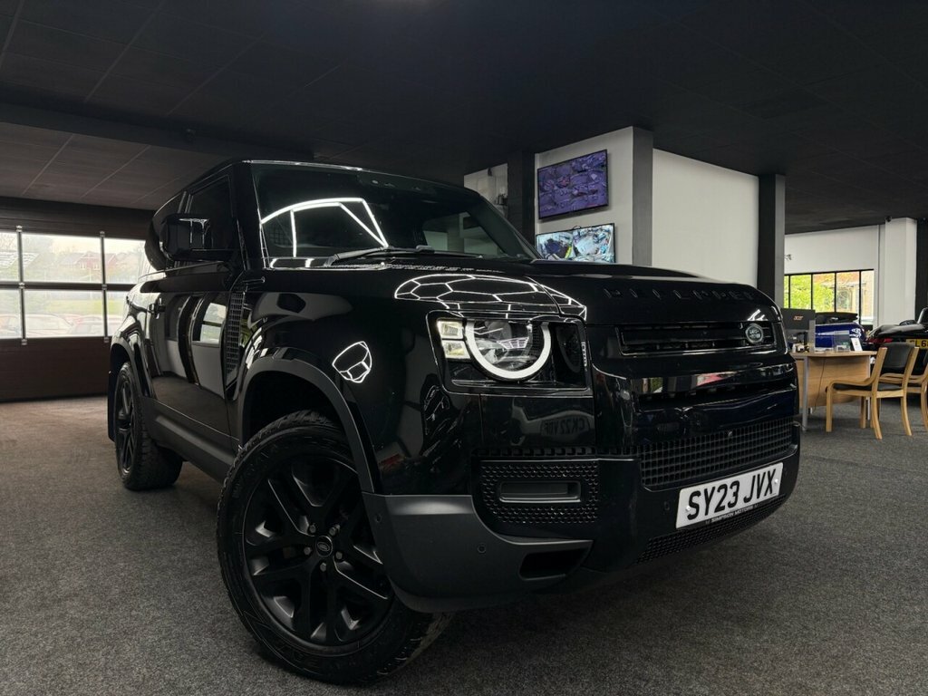 Land Rover Defender 3L Null Black