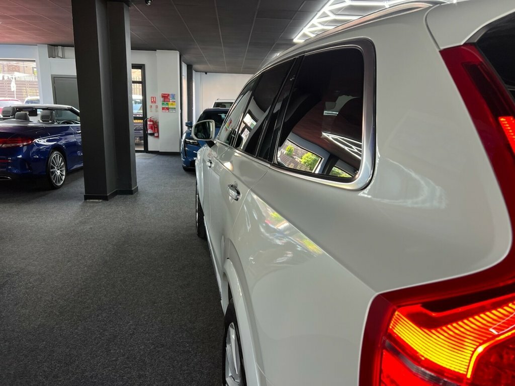Volvo XC90 2L Inscription White #6