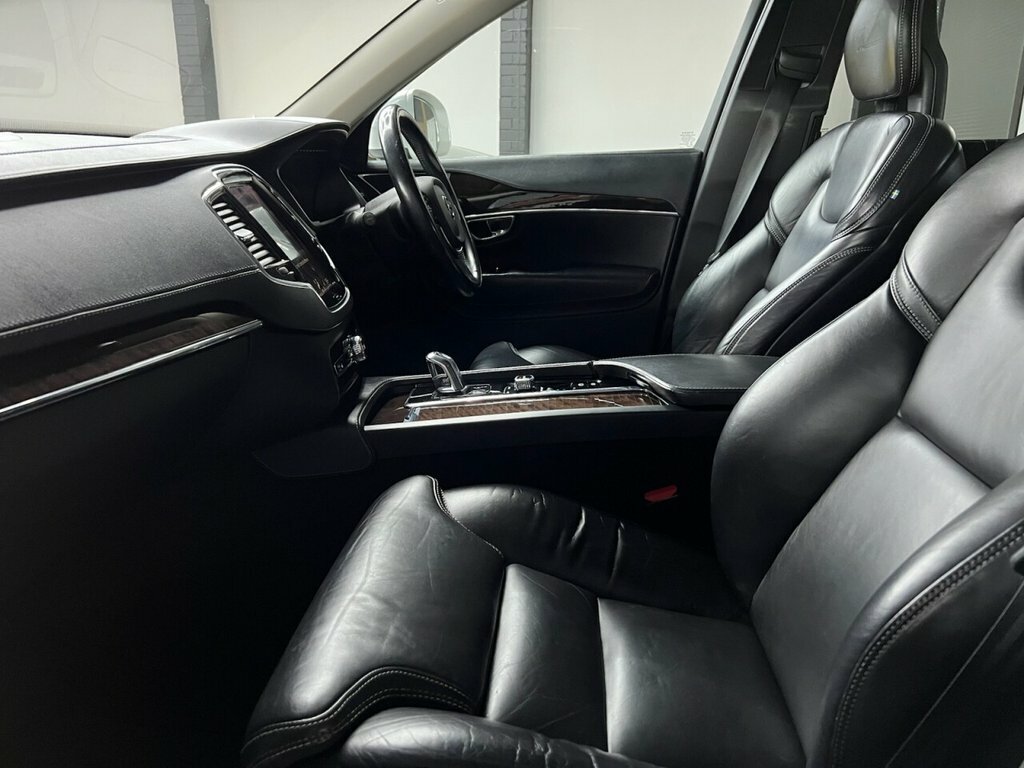 Volvo XC90 2L Inscription White #2