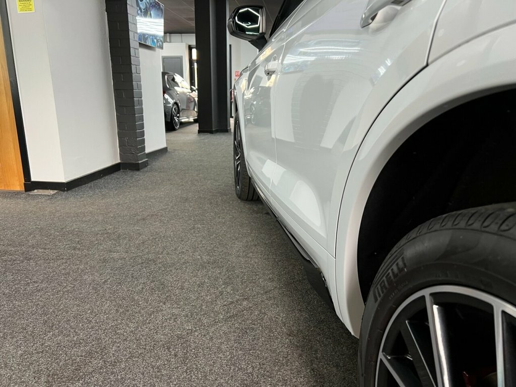 Audi Q5 2L Edition 1 DF22AEL White #6