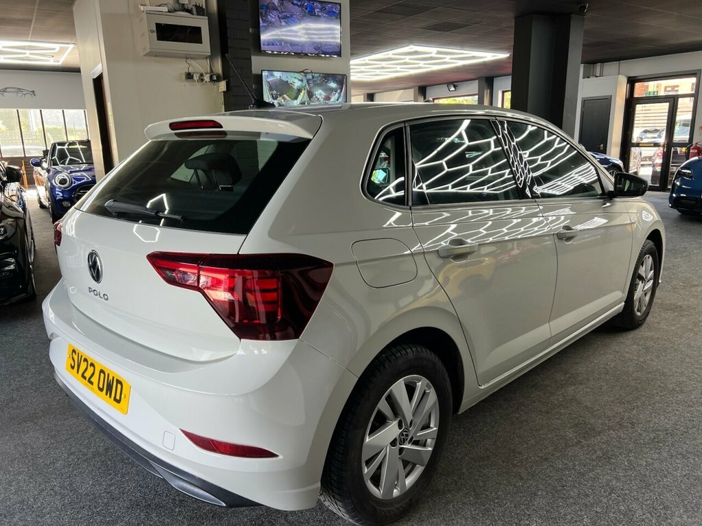 Volkswagen Polo 1L Life SV22OWD Grey #4
