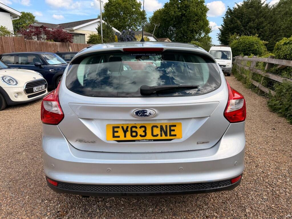 Ford Focus Hatchback 1.6 Tdci Titanium Euro 5 Ss 2013 EY63CNE Silver #6