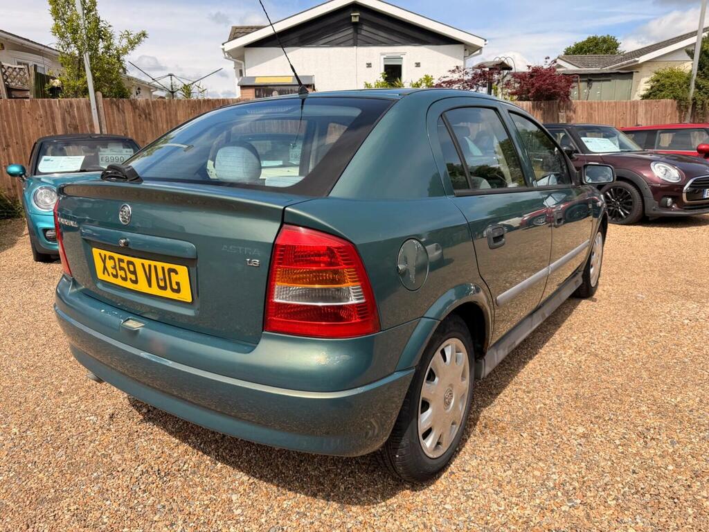 Vauxhall Astra 1.6I 16V Cd Silver #8