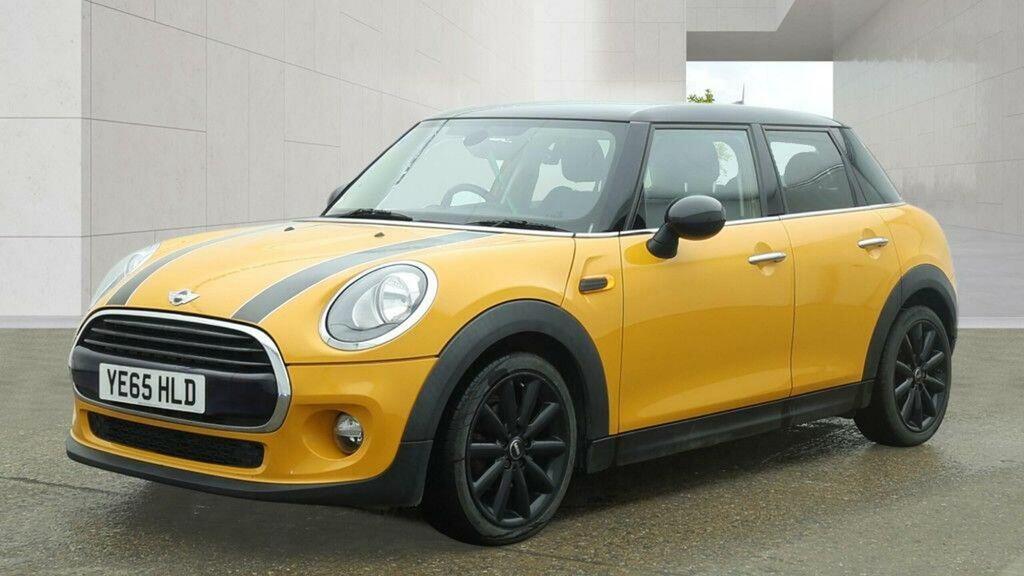 Mini Hatch Hatchback 1.5 Cooper D Euro 6 Ss 2015 Orange #2