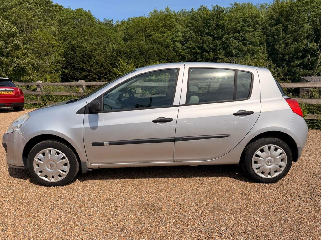 Renault Clio Hatchback 1.2 16V Expression 200656 Silver #5