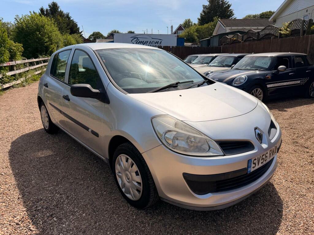 Renault Clio Hatchback 1.2 16V Expression 200656 Silver