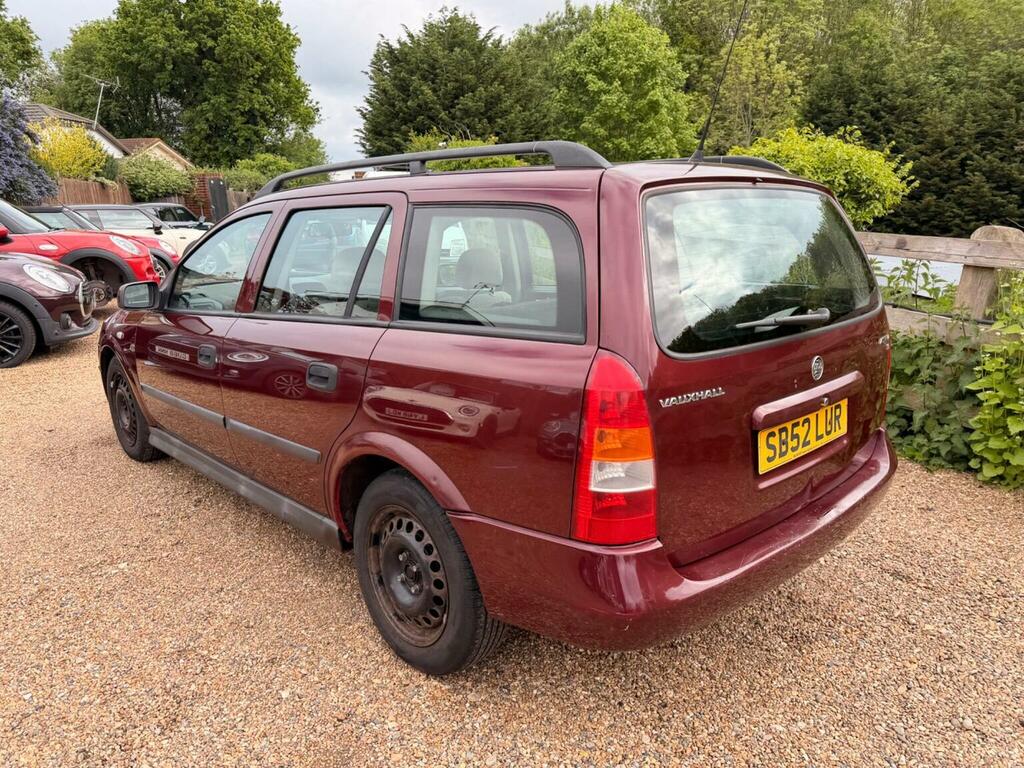 Vauxhall Astra Estate 1.6I Club Ac 200352 Red #4