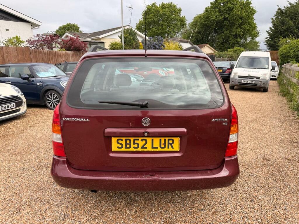 Vauxhall Astra Estate 1.6I Club Ac 200352 Red #6