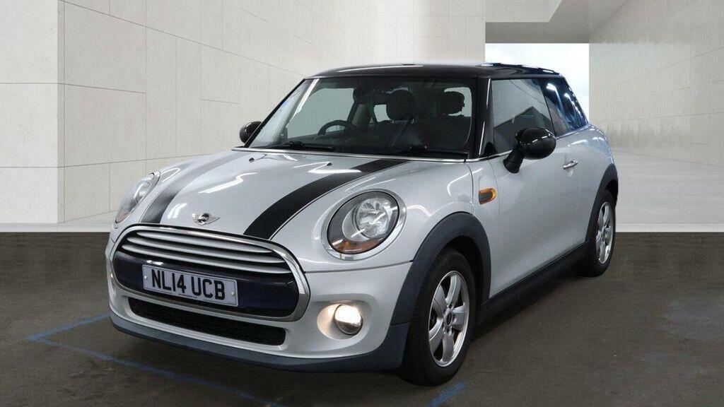 Mini Hatch Hatchback 1.5 Cooper D Euro 6 Ss 201414 NL14UCB Silver #2