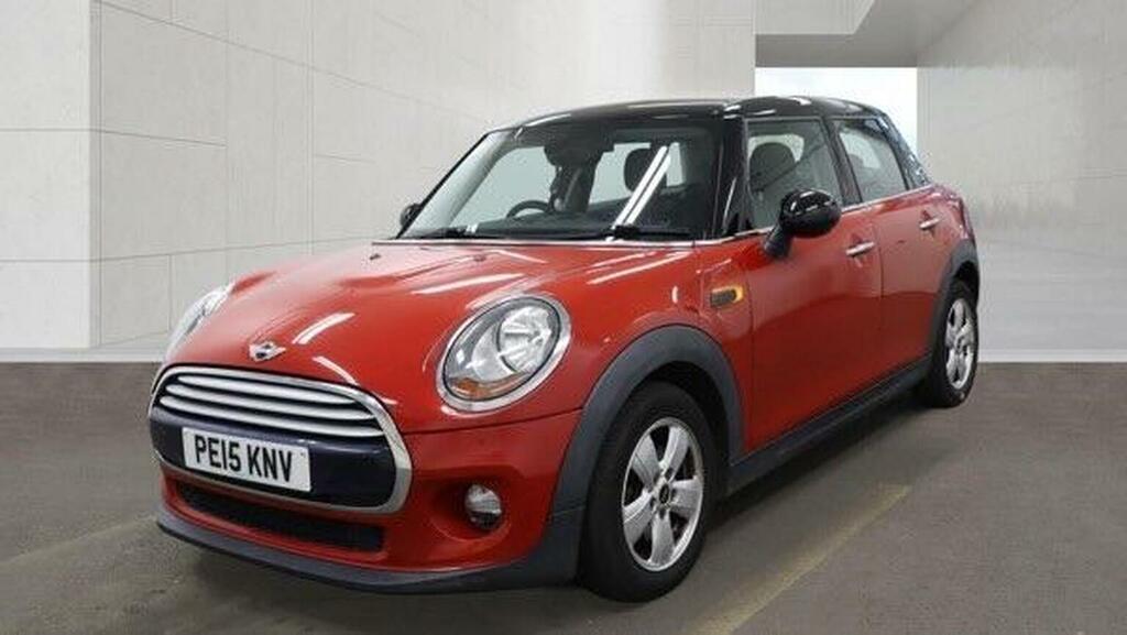 Mini Hatch Hatchback 1.5 Cooper D Euro 6 Ss 2015 Red #2