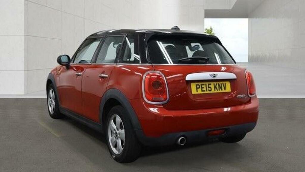 Mini Hatch Hatchback 1.5 Cooper D Euro 6 Ss 2015 Red #4