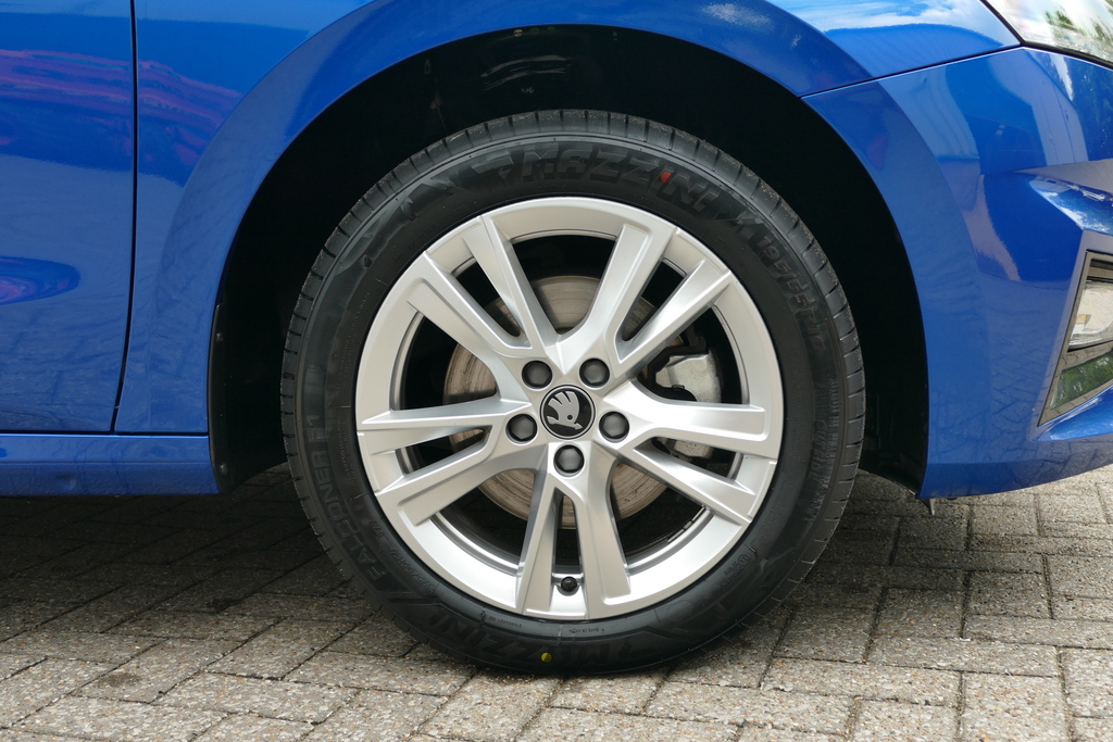 Skoda Fabia 1.5 Tsi 150 Se L Edition Dsg 150 Ps PN75NYO Blue #5