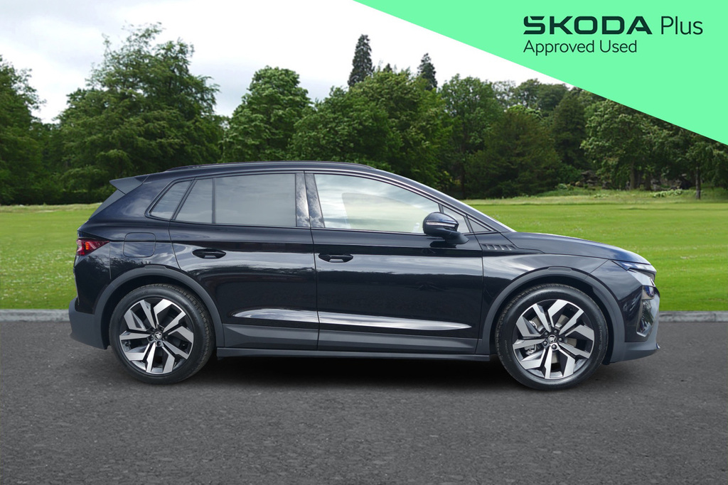 Skoda Elroq 210Kw 85 Sportline 82Kwh 286 Ps PN75NYV Black #4