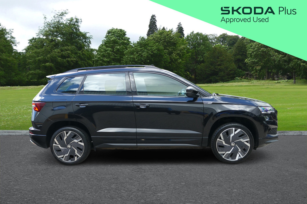 Skoda Karoq 1.5 Tsi Sportline Dsg 150 Ps PK23LWC Black #4