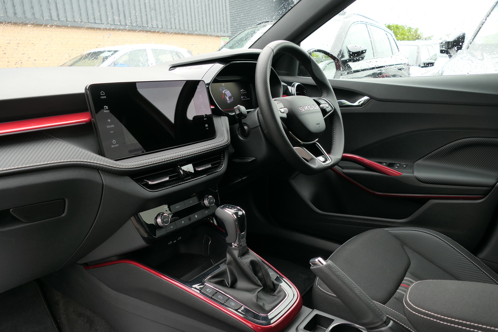 Skoda Fabia 1.5 Tsi 150 Monte Carlo Edition Dsg 150 Ps KM75GNY Red #2