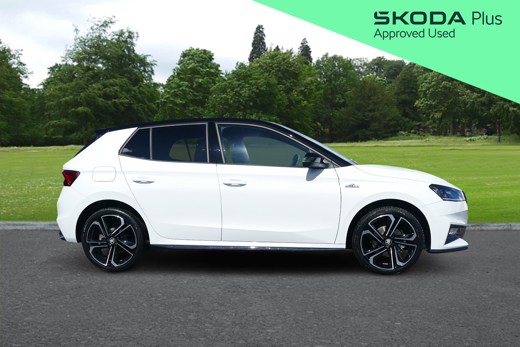 Skoda Fabia 1.5 Tsi 150 Monte Carlo Edition Dsg 150 Ps PN75NYK White #4