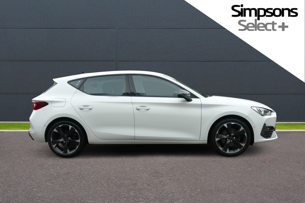 Cupra Leon 1.5 Etsi V1 Dsg 150 Ps YP23HKG White #4