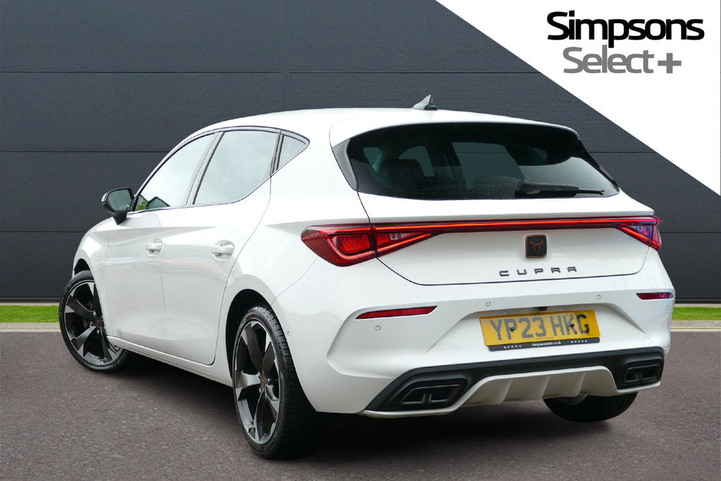 Cupra Leon 1.5 Etsi V1 Dsg 150 Ps YP23HKG White #3