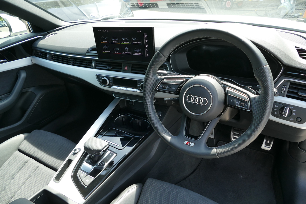 Audi A4 35 Tfsi S Line S Tronic 150 Ps KT72OBP White #5