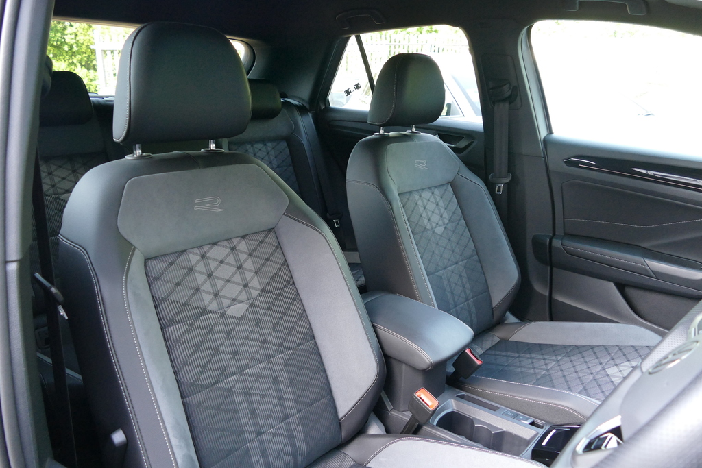 Volkswagen T-Roc 1.5 Tsi R-line Dsg 150 Ps PN74URA Silver #5