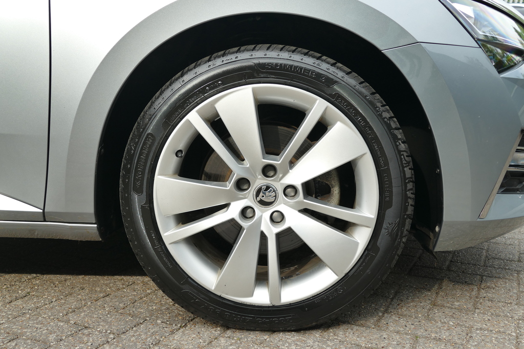 Skoda Superb 1.4 Tsi Iv Se L Dsg 218 Ps Grey #5