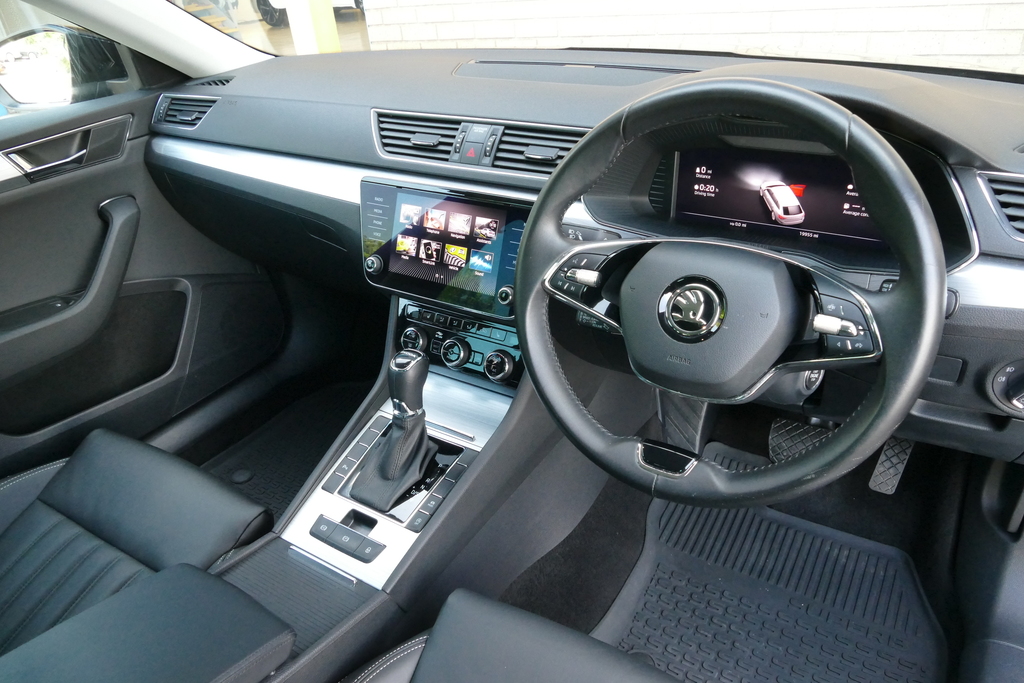 Skoda Superb 1.5 Tsi Se Technology Dsg 150 Ps Black #6