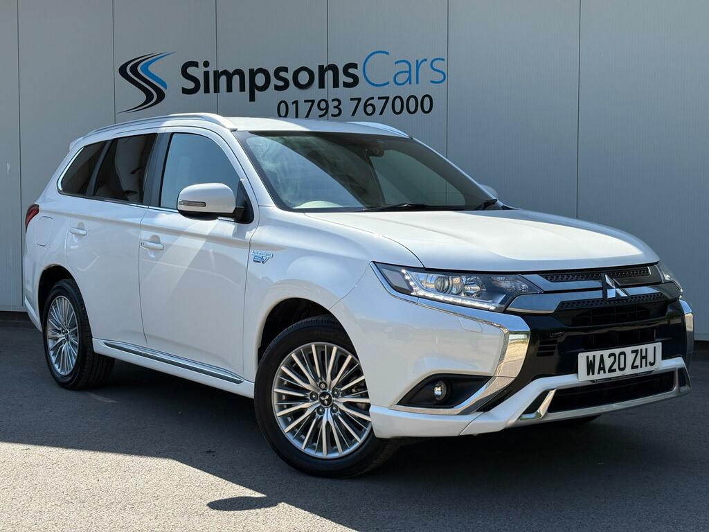 Mitsubishi Outlander 2.4H Twinmotor 13.8Kwh Dynamic Suv Plug White