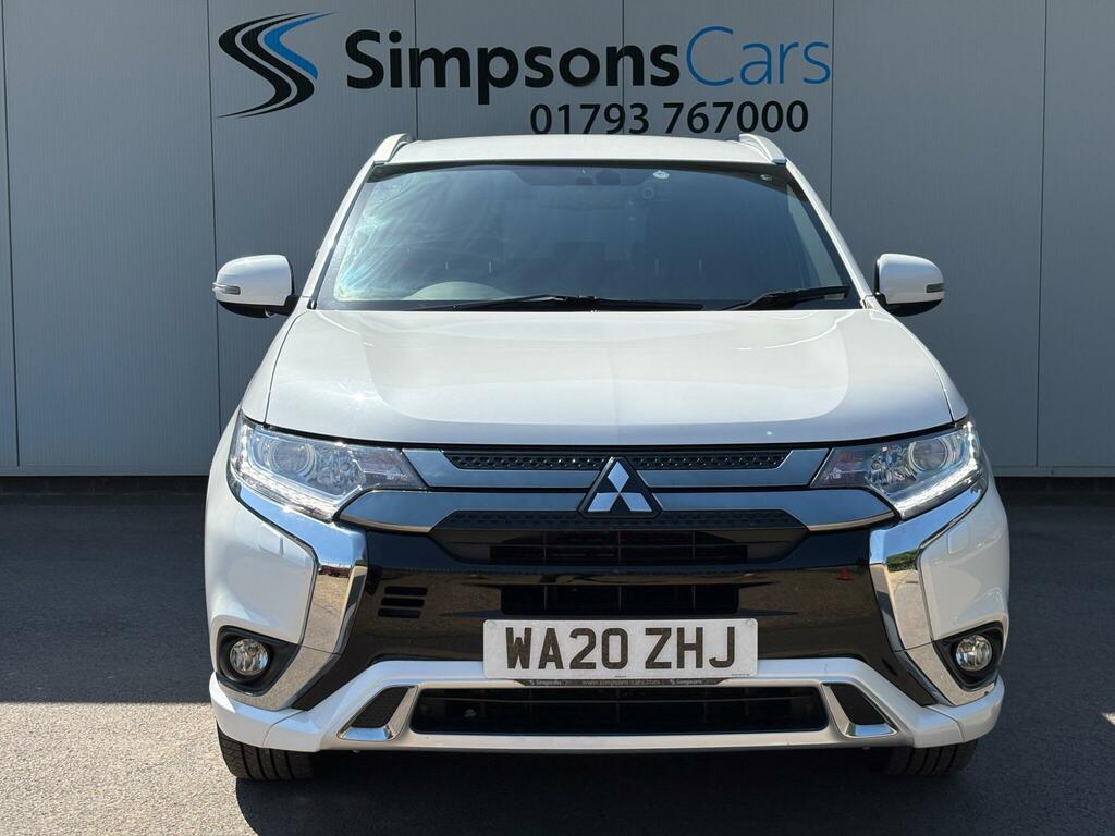 Mitsubishi Outlander 2.4H Twinmotor 13.8Kwh Dynamic Suv Plug White #6
