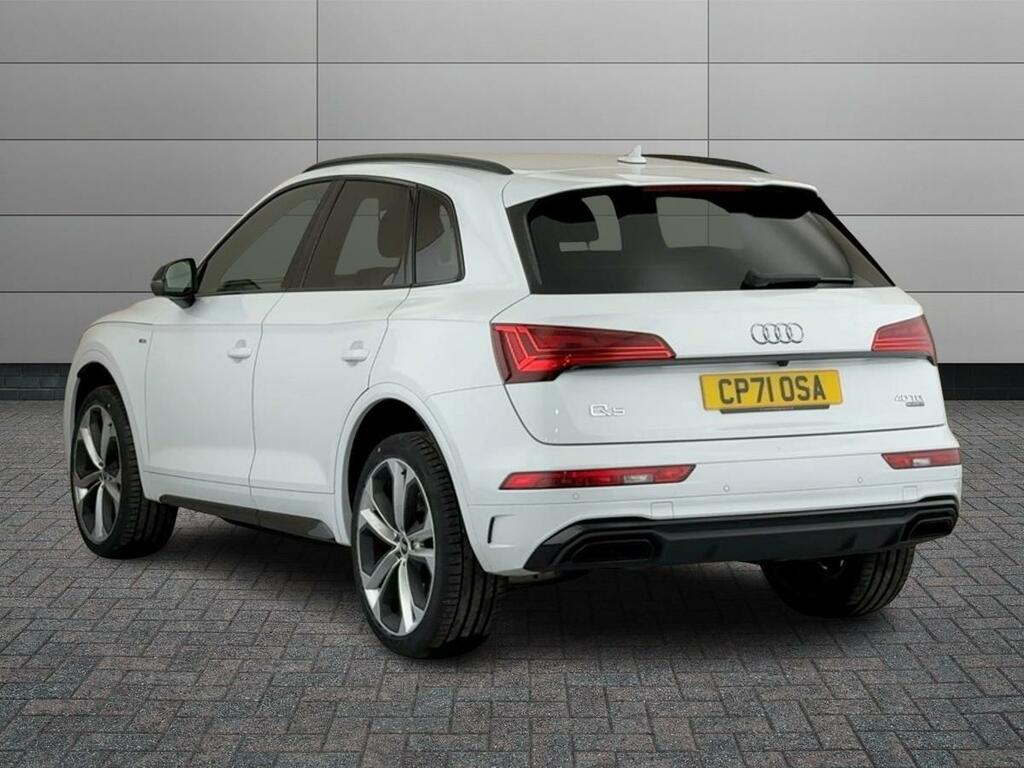 Audi Q5 2.0 Tdi 40 Edition 1 S Tronic Quattro Euro 6 Ss CP71OSA White #2