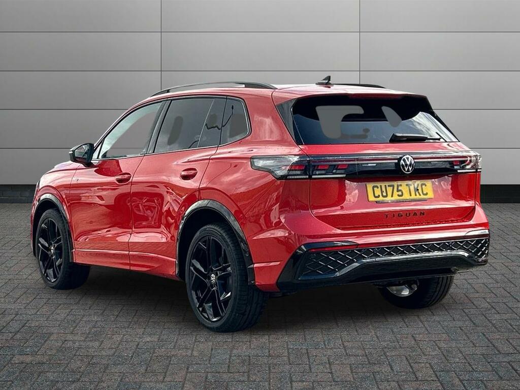 Volkswagen Tiguan 1.5 Etsi Mhev R-line Dsg Euro 6 Ss CU75TKC Red #2